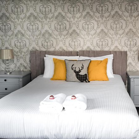 Mcinnes House Rooms With Breakfast Kingussie Exterior foto