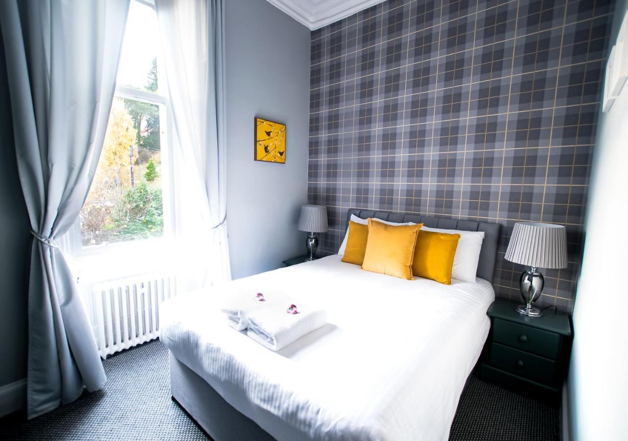 Mcinnes House Rooms With Breakfast Kingussie Exterior foto
