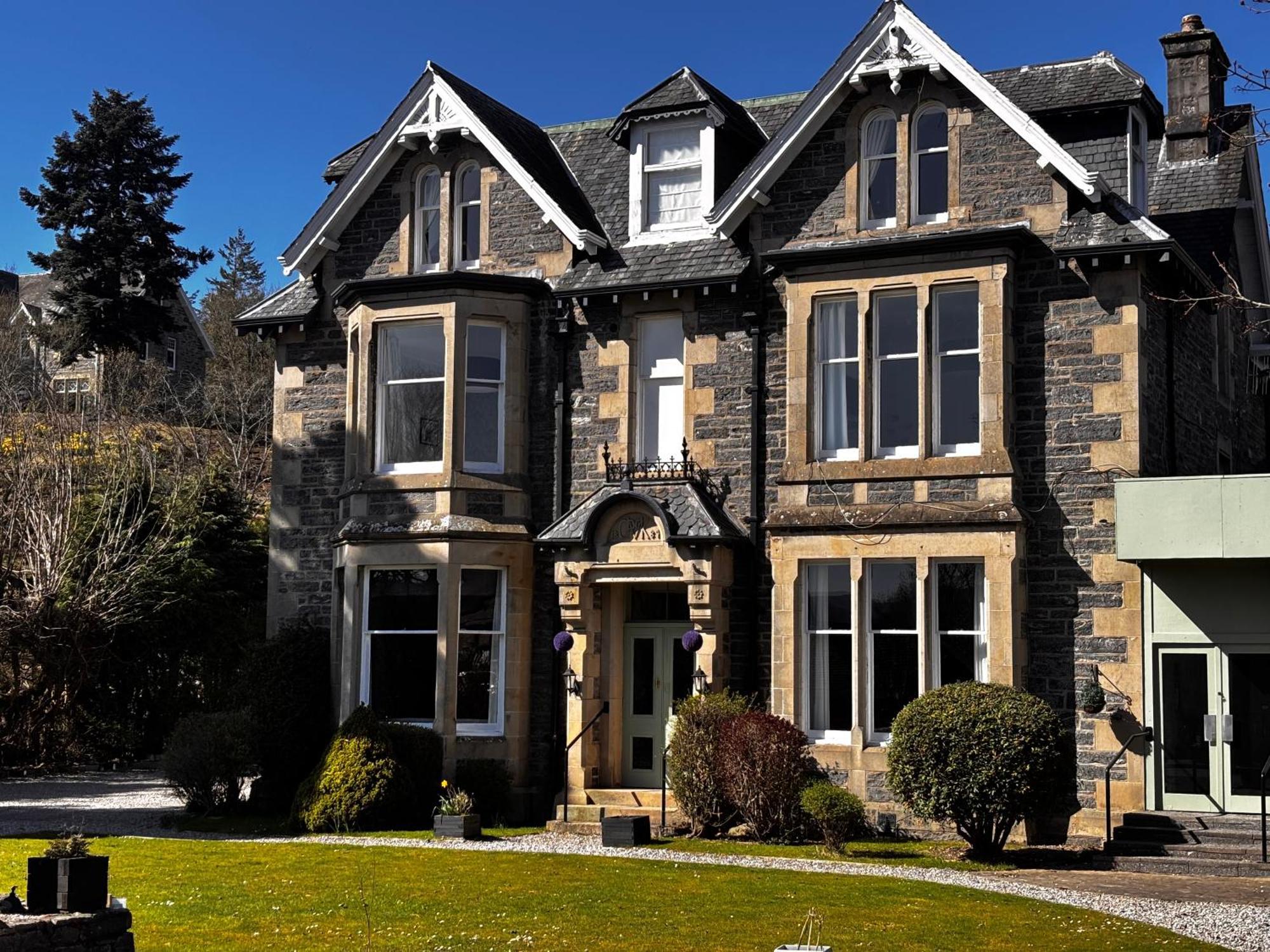 Mcinnes House Rooms With Breakfast Kingussie Exterior foto