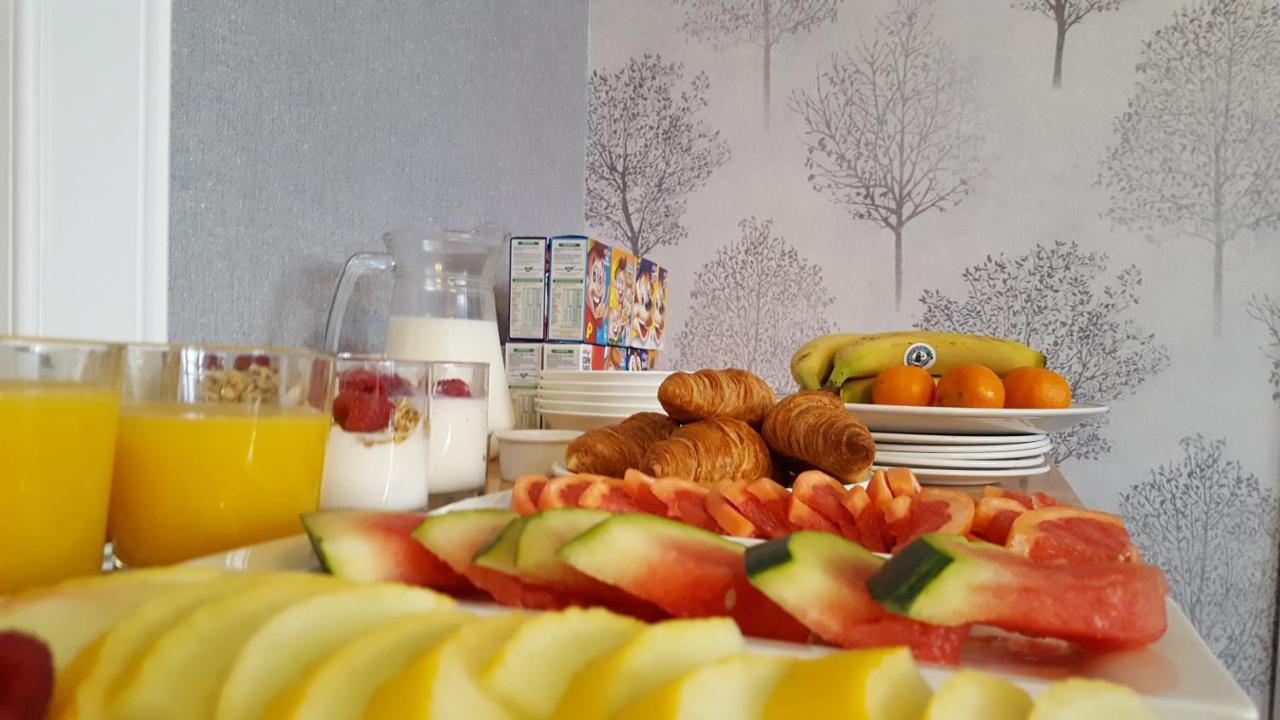 Mcinnes House Rooms With Breakfast Kingussie Exterior foto